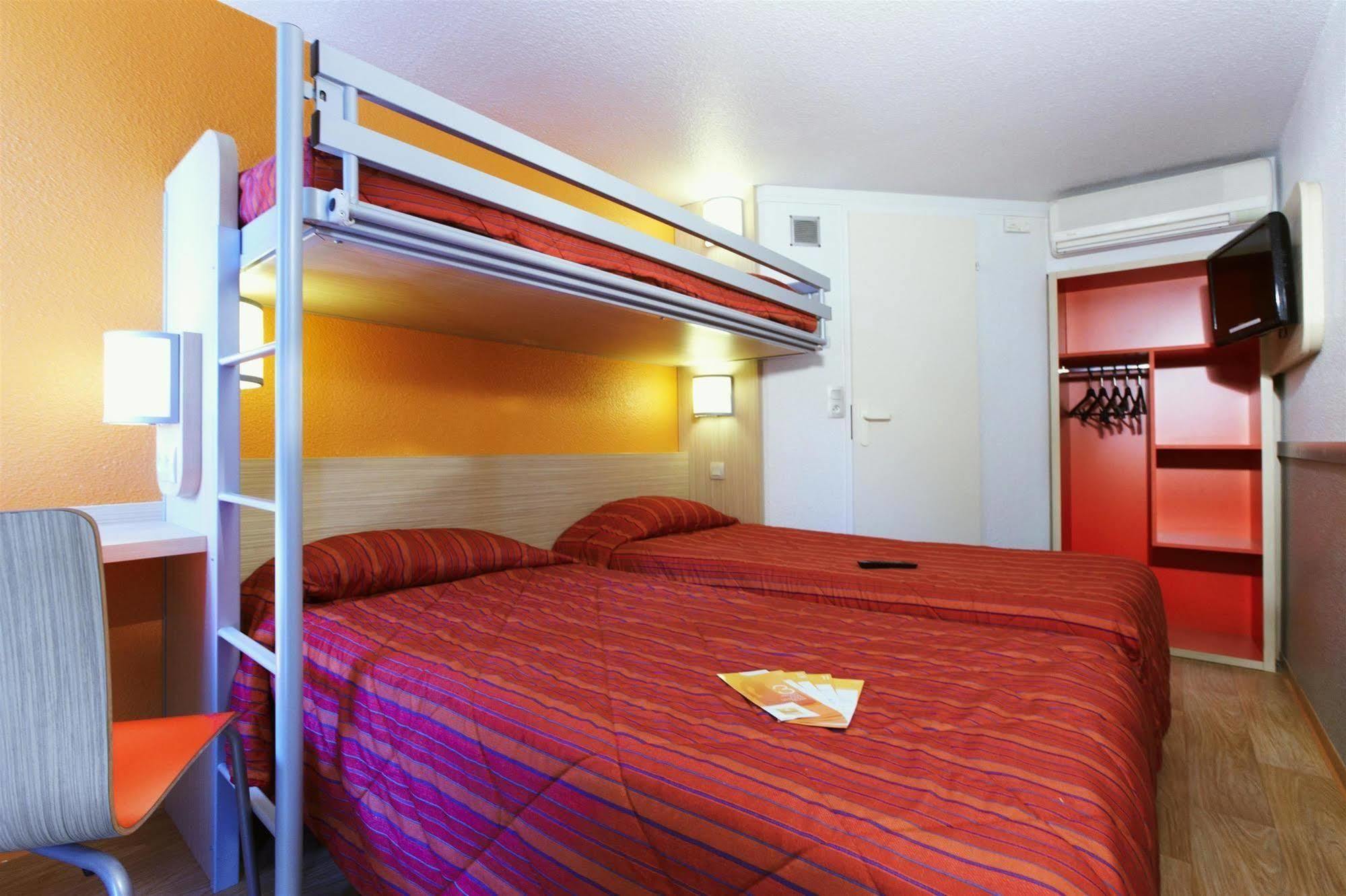 Premiere Classe Hotel